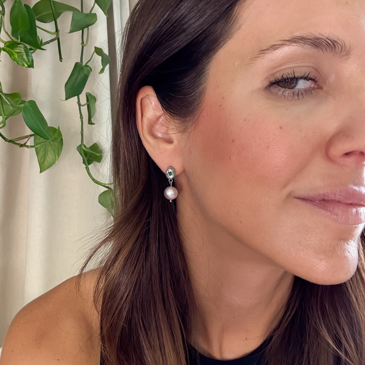 Blush Grove Stud Earrings