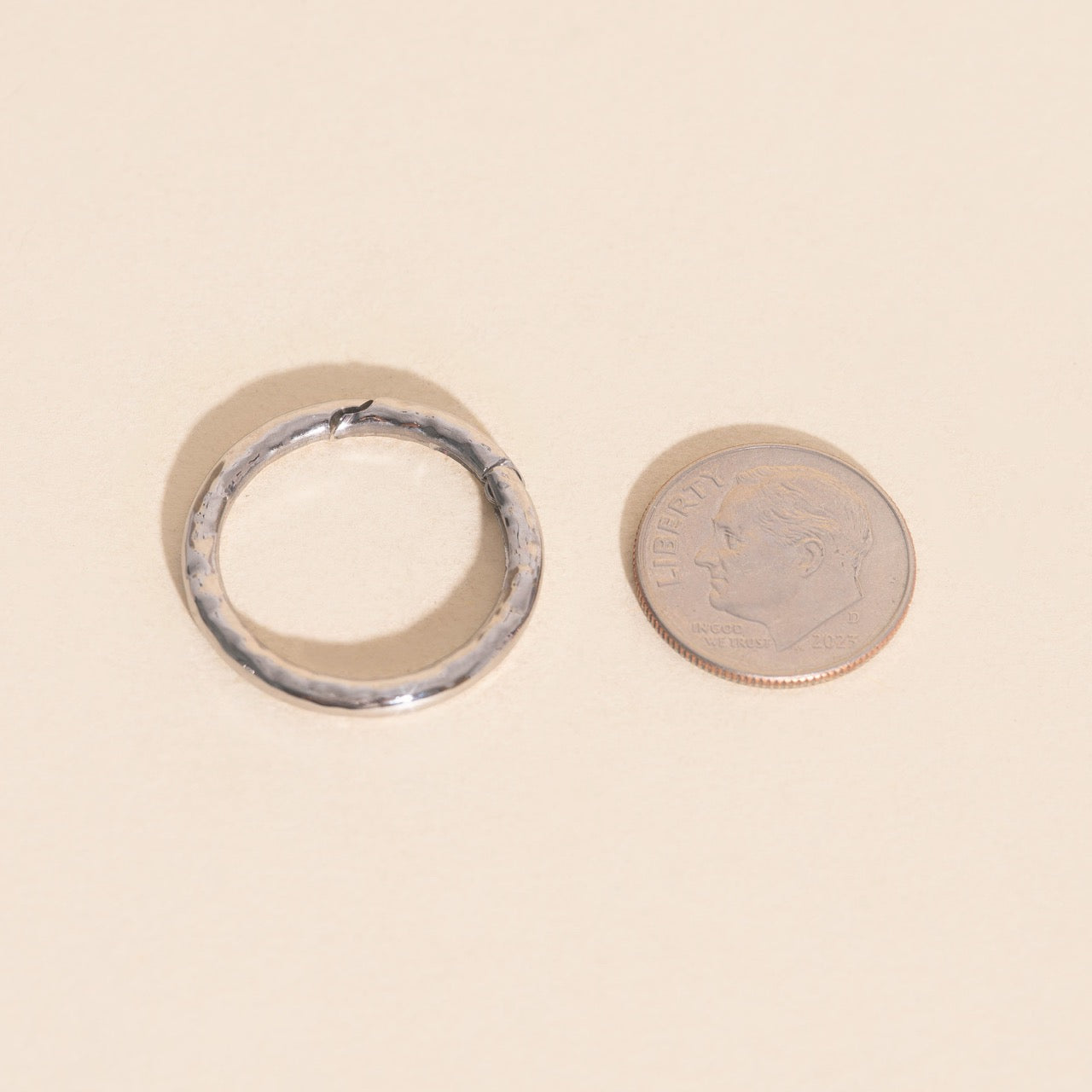 Hammered Circle Necklace Charm Clasp (18mm)