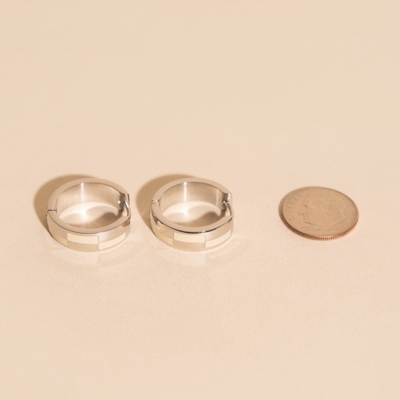 16mm Block Checkered Super Chunky Huggie Hoop Earrings