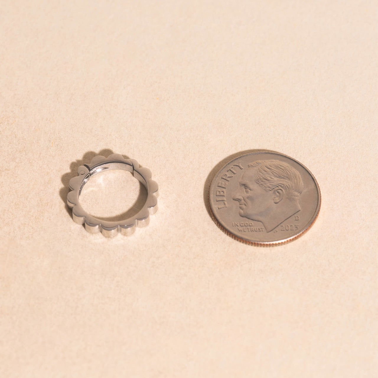 Scalloped Necklace Charm Clasp (11mm)