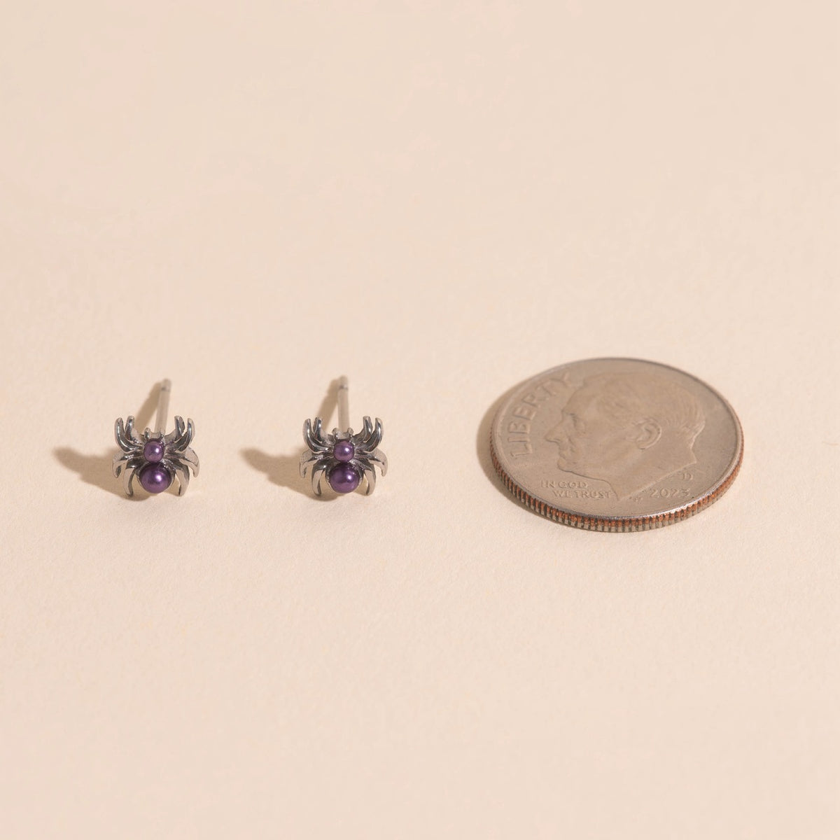 Spider Pearls Tiny Stud Earrings