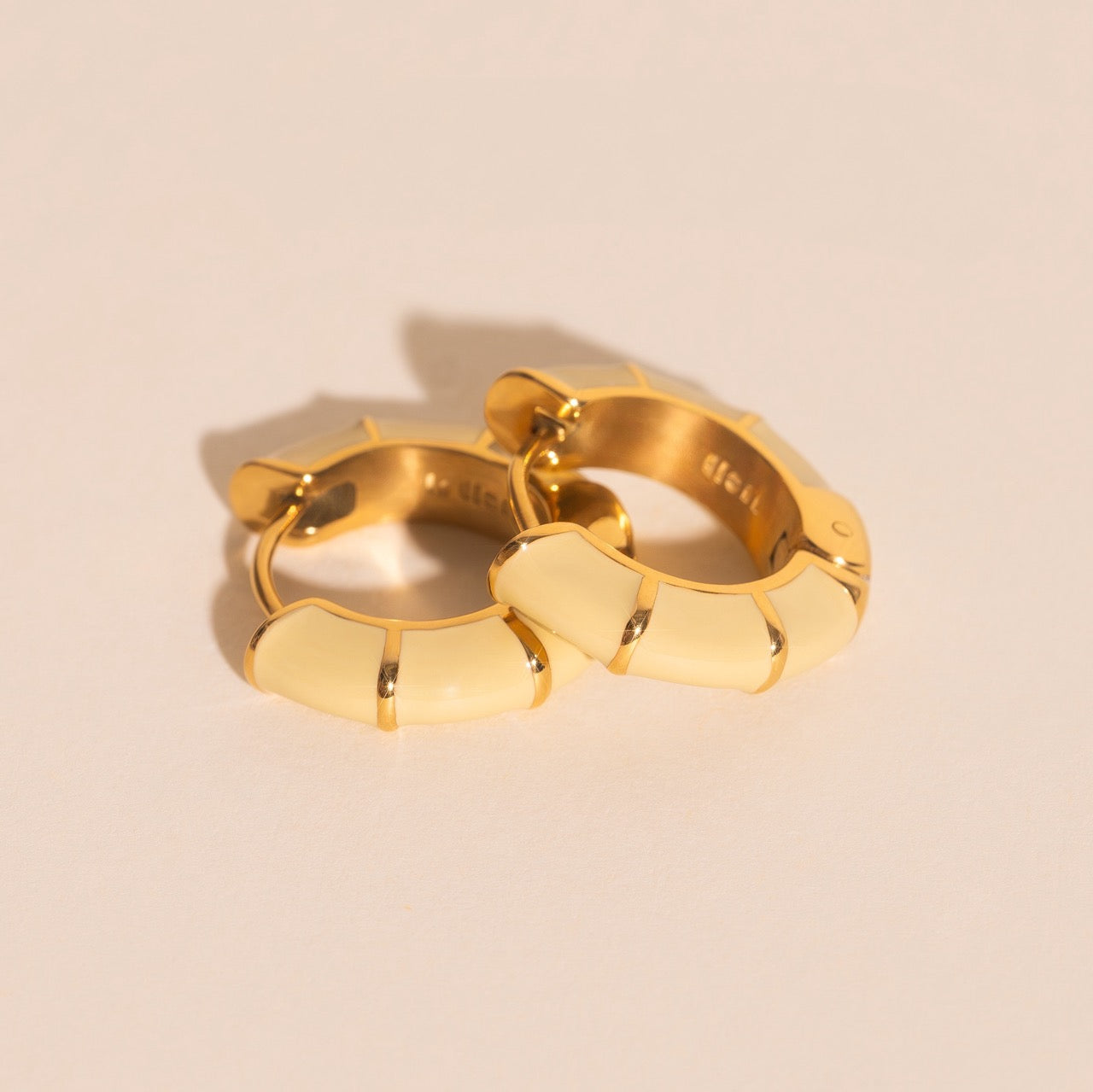 Color Block Chunky Rounded Huggie Hoop Earrings