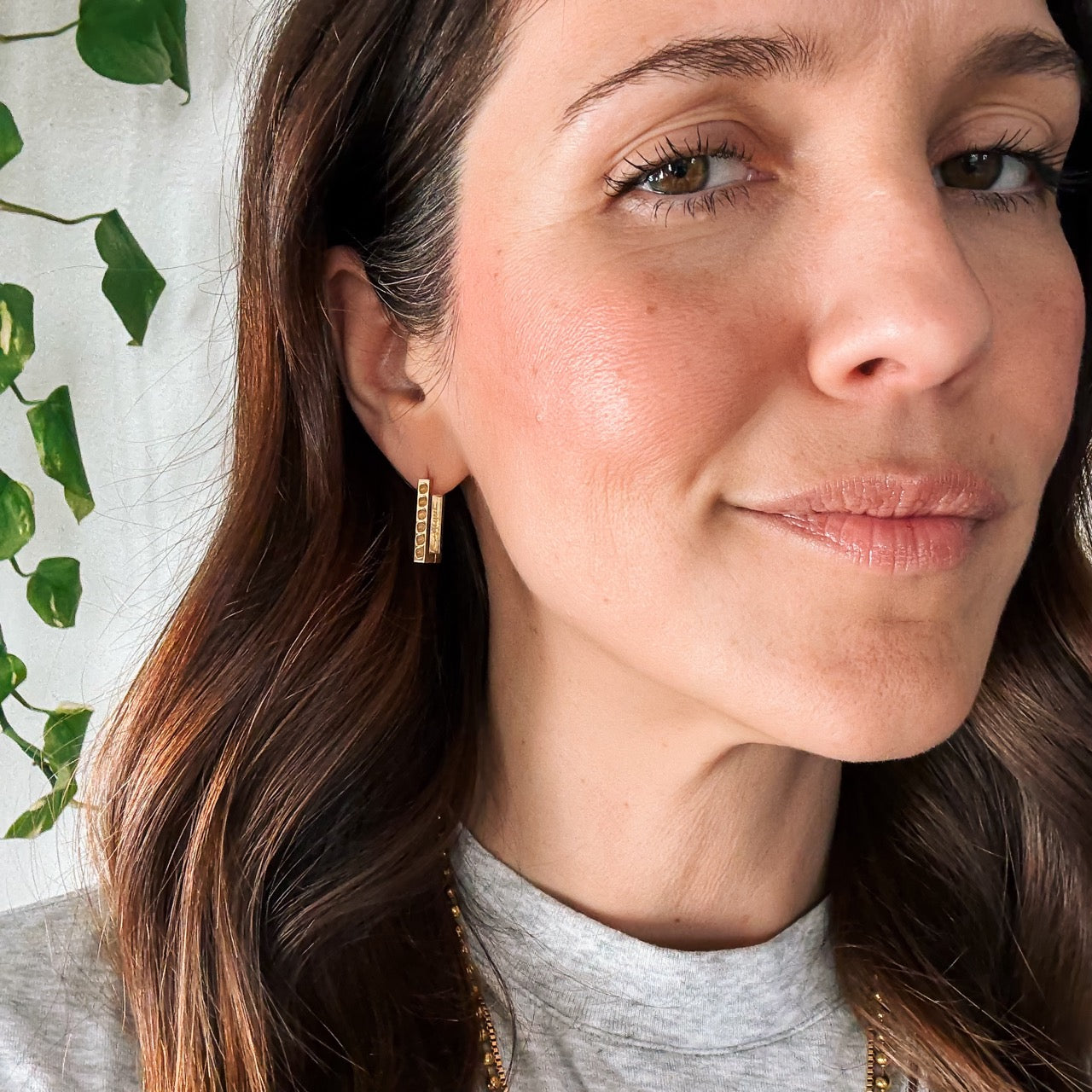 Rounded Stone Rectangle Huggie Hoop Earrings – Oh Clementine