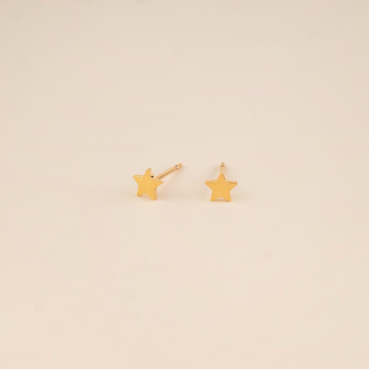 Mini Star Earrings