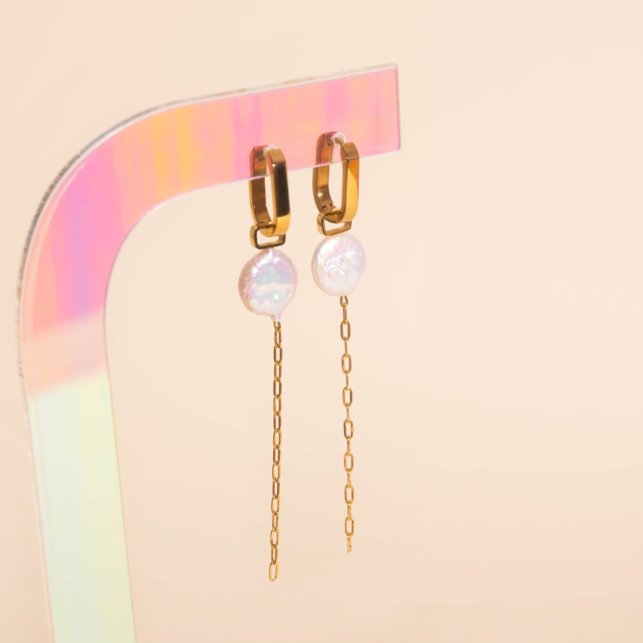 Pearl Whim Chunky Huggie Hoop Charms