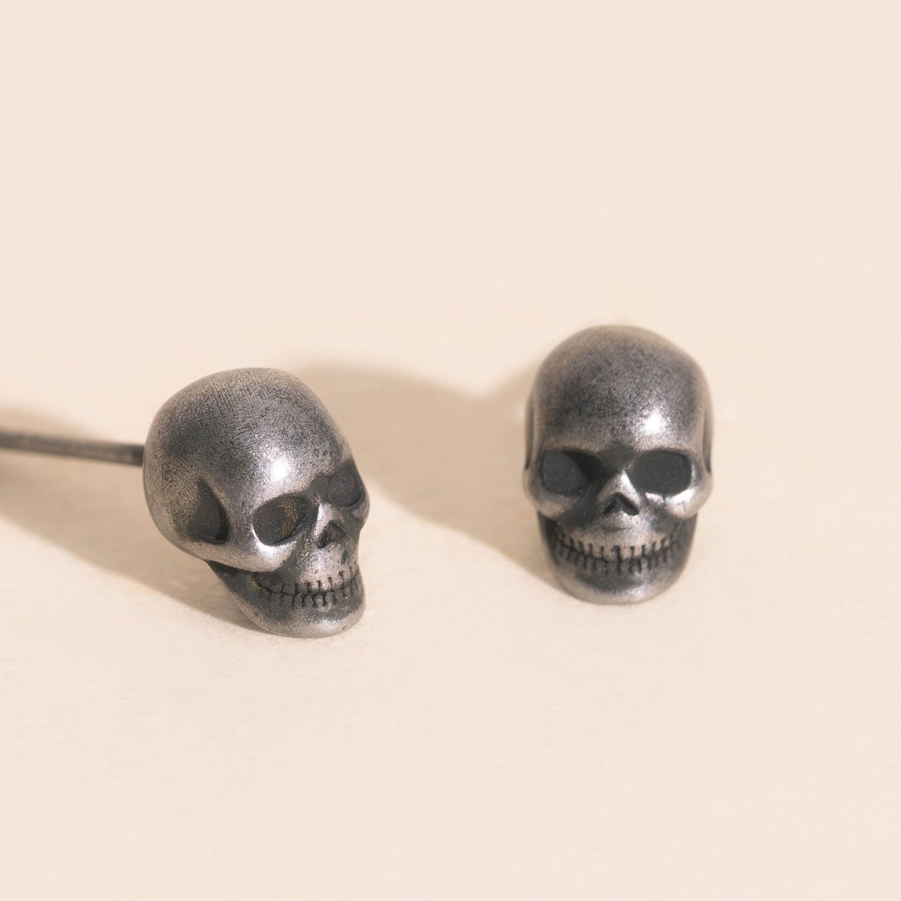 Skull Stud Earrings – Oh Clementine