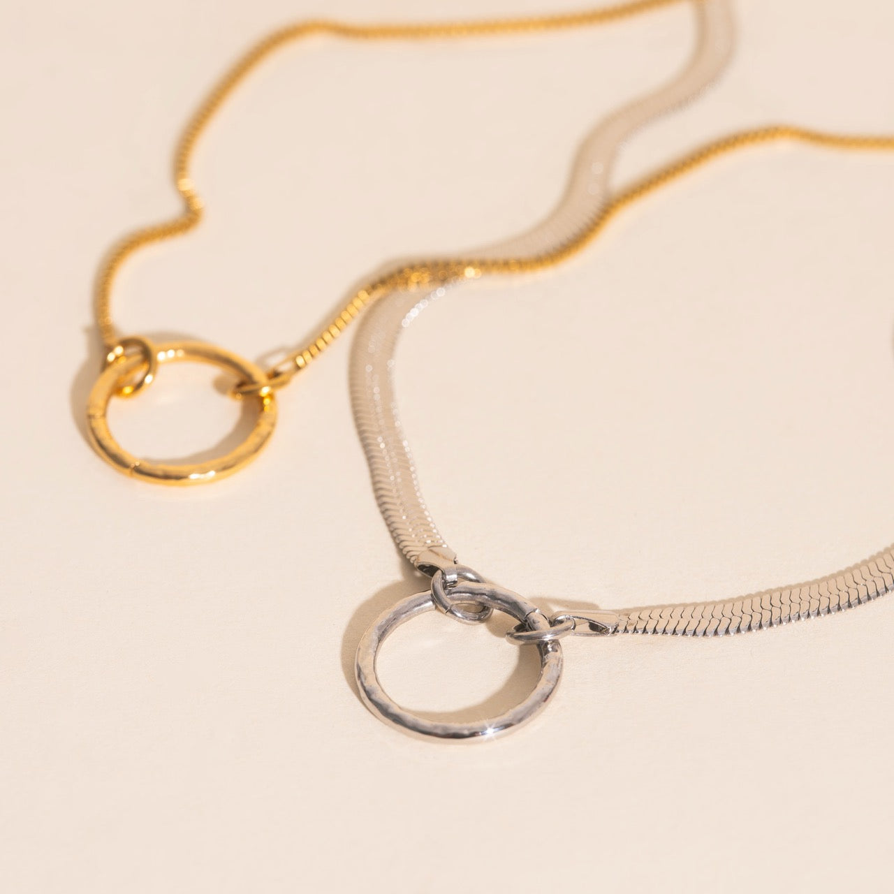 Hammered Circle Necklace Charm Clasp (18mm)