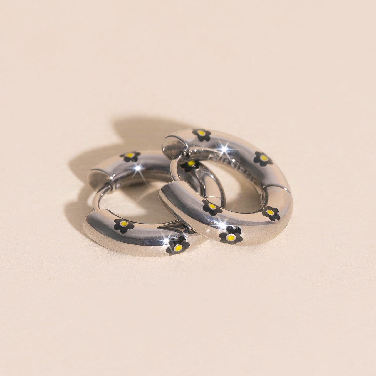 Daisy Chunky Rounded Huggie Hoop Earrings