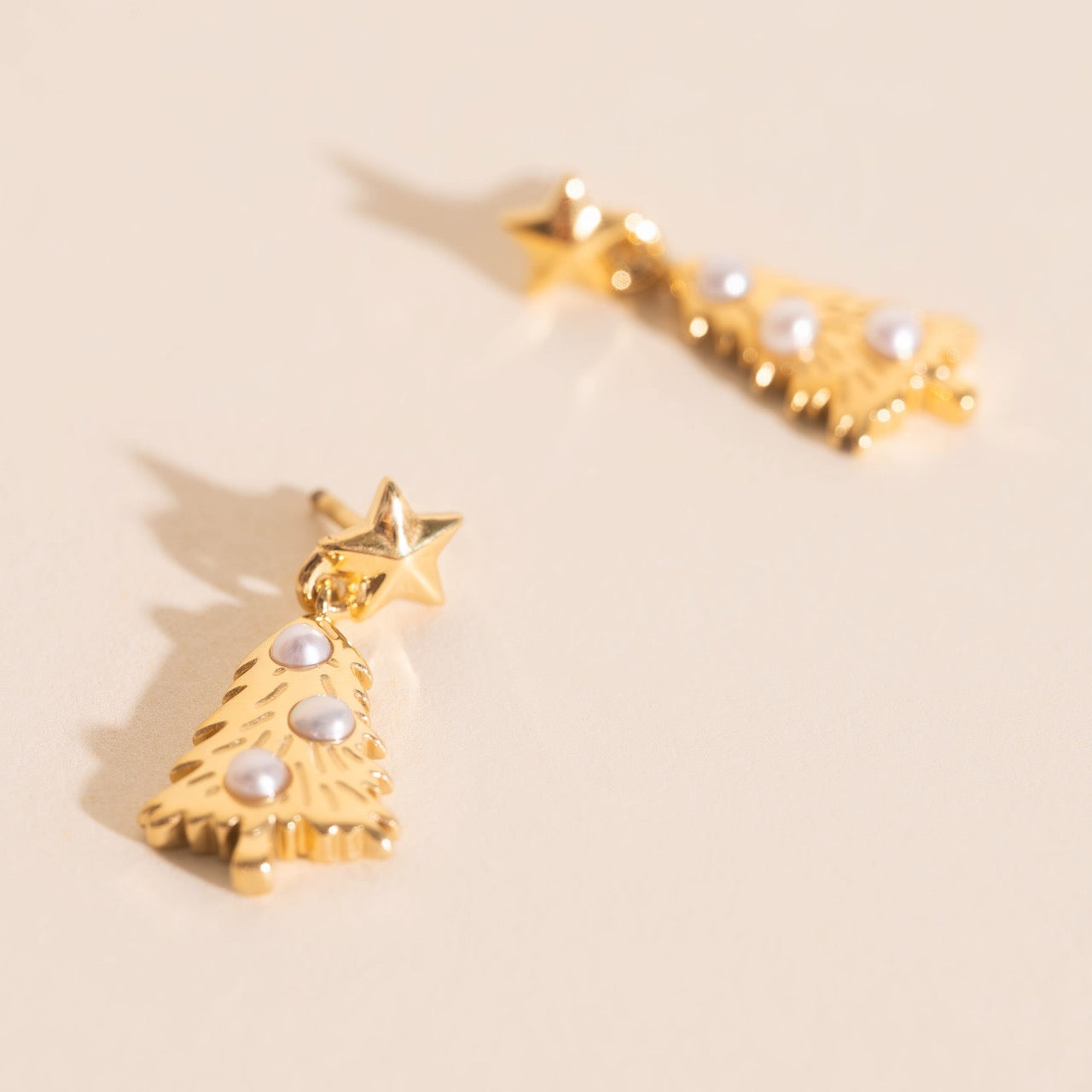 Pearl Christmas Tree Stud Earrings