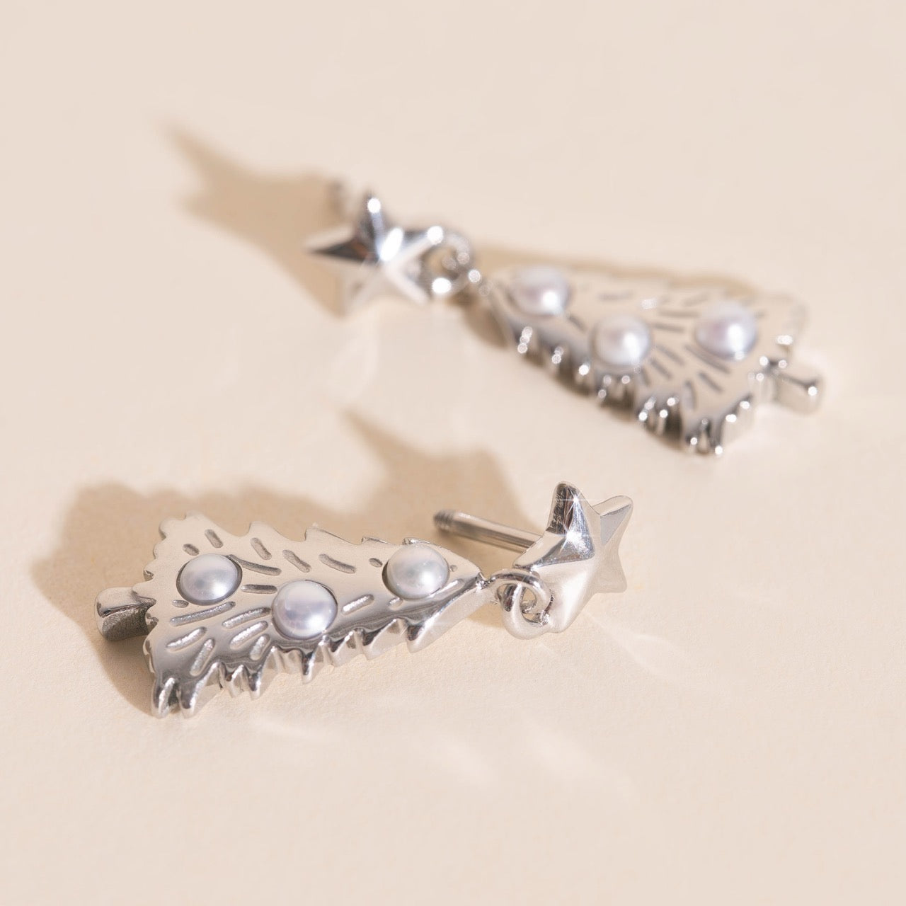 Pearl Christmas Tree Stud Earrings