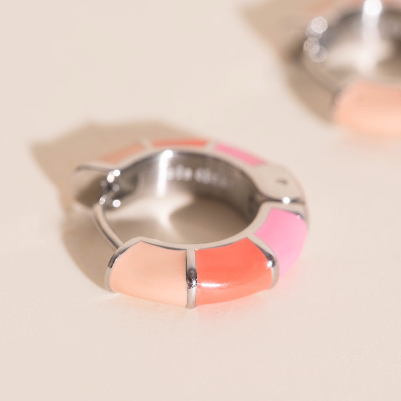 Color Block Chunky Rounded Huggie Hoop Earrings