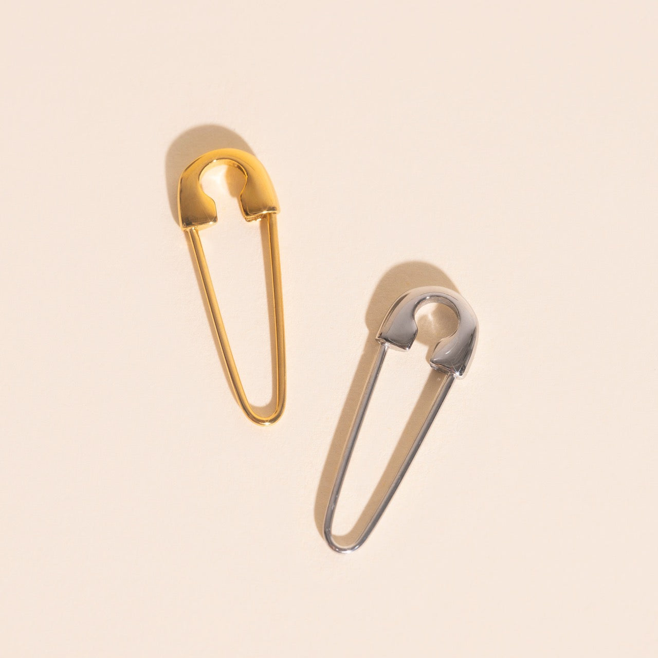 Safety Pin Necklace Charm Clasp (31mm) – Oh Clementine