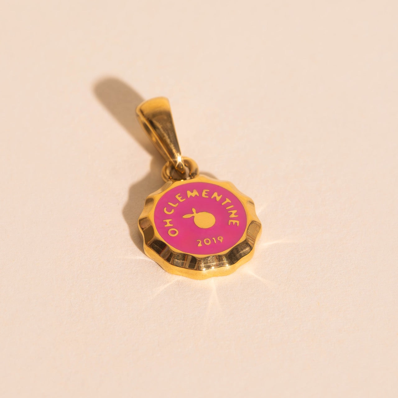 Mini Oh Clem Bottle Cap Necklace Charm