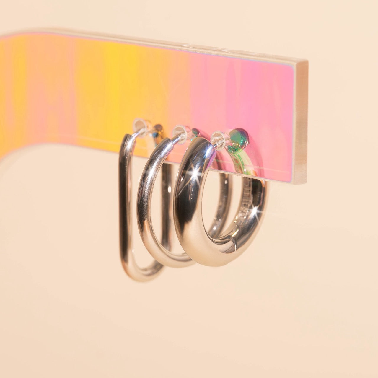 FeatherTUFF™ Basic Hoop Earrings 3-pack - Medium