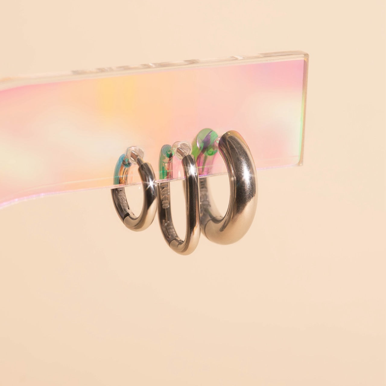 FeatherTUFF™ Basic Hoop Earrings 3-pack - Small