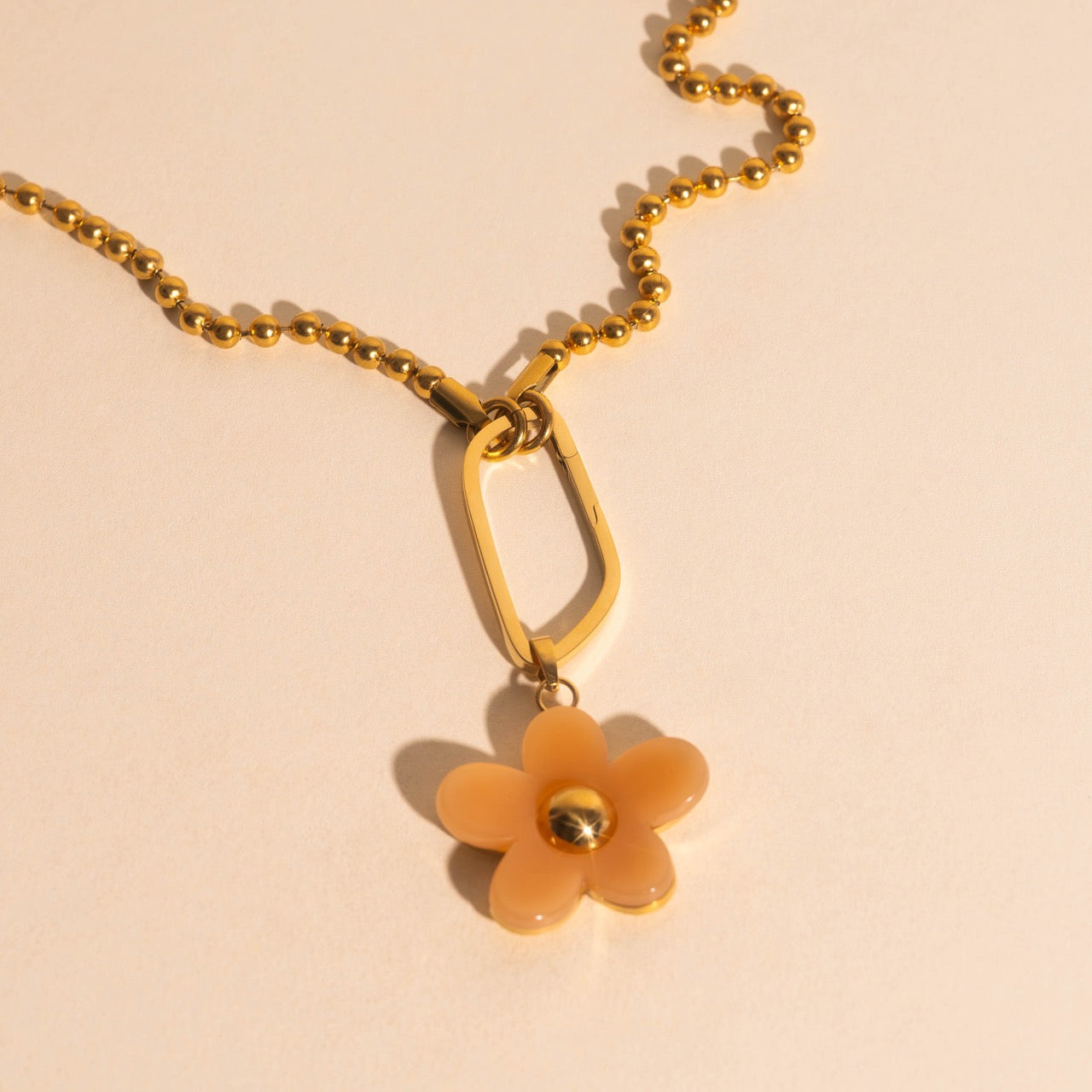 Jumbo Daisy Necklace Charm