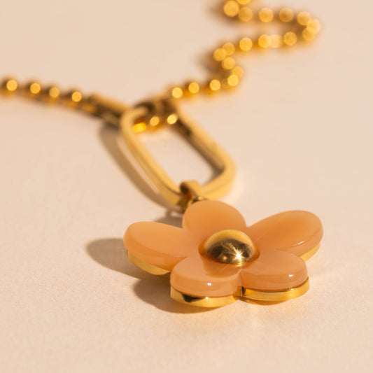 Jumbo Daisy Necklace Charm