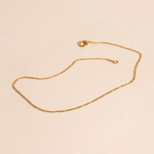 Dainty Figaro Necklace (18")