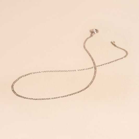 Dainty Figaro Necklace