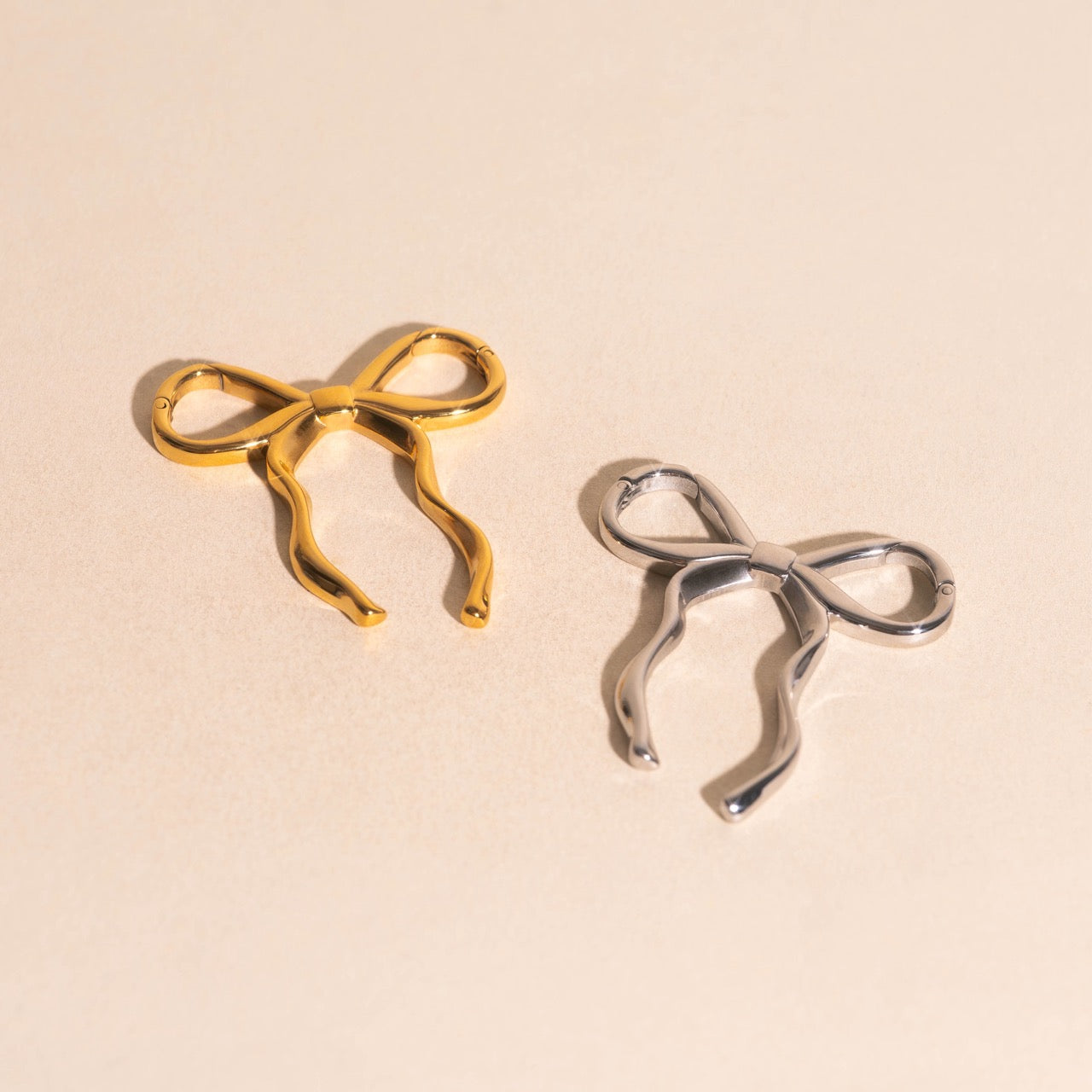 Bowtie Necklace Charm Clasp (33mm)