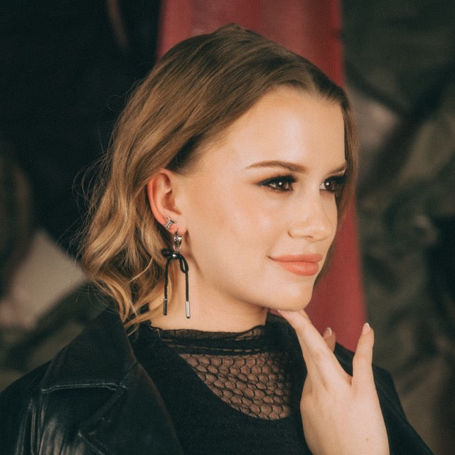 Bowtie Chunky Huggie Hoop Charms