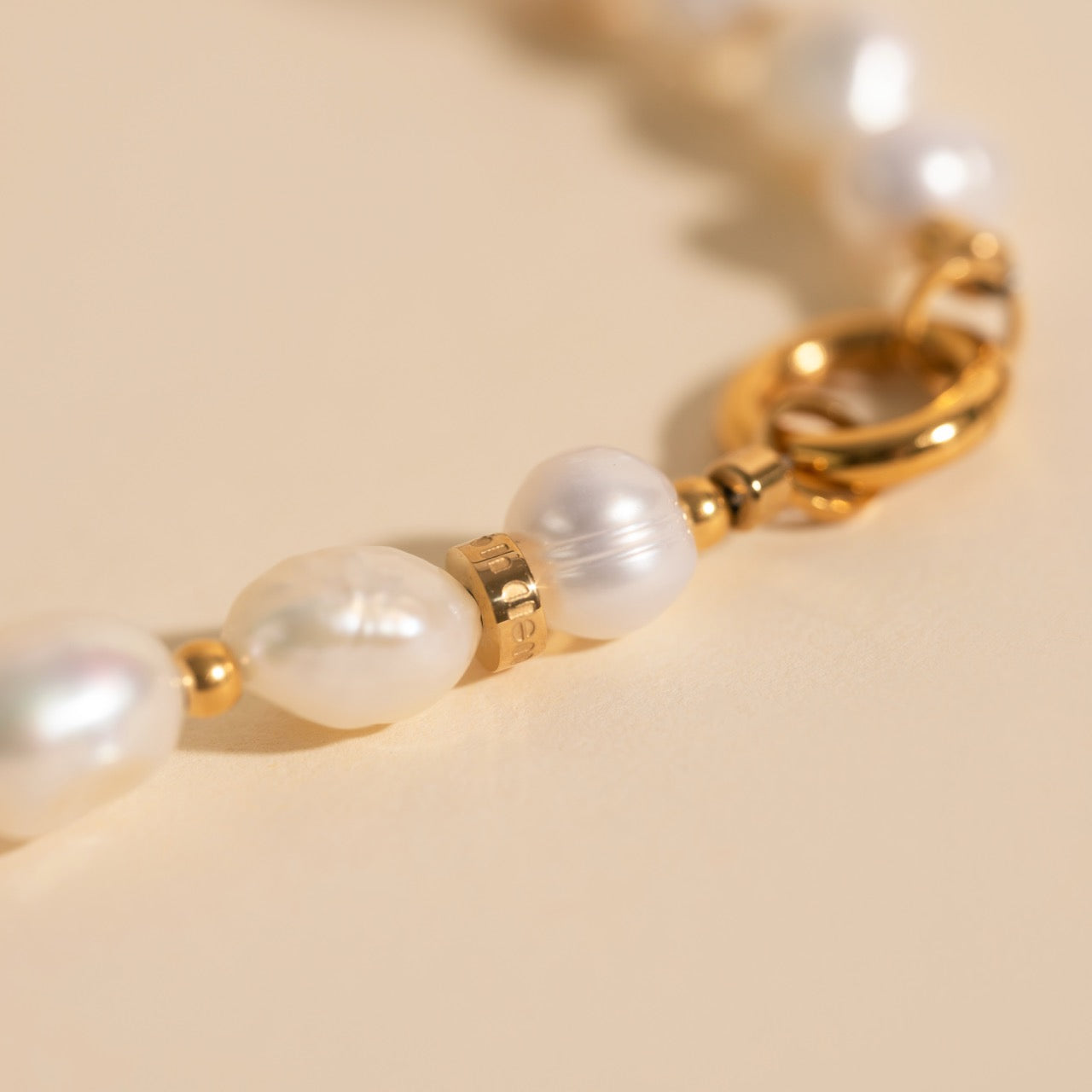 Freshwater Pearl Necklace (18")