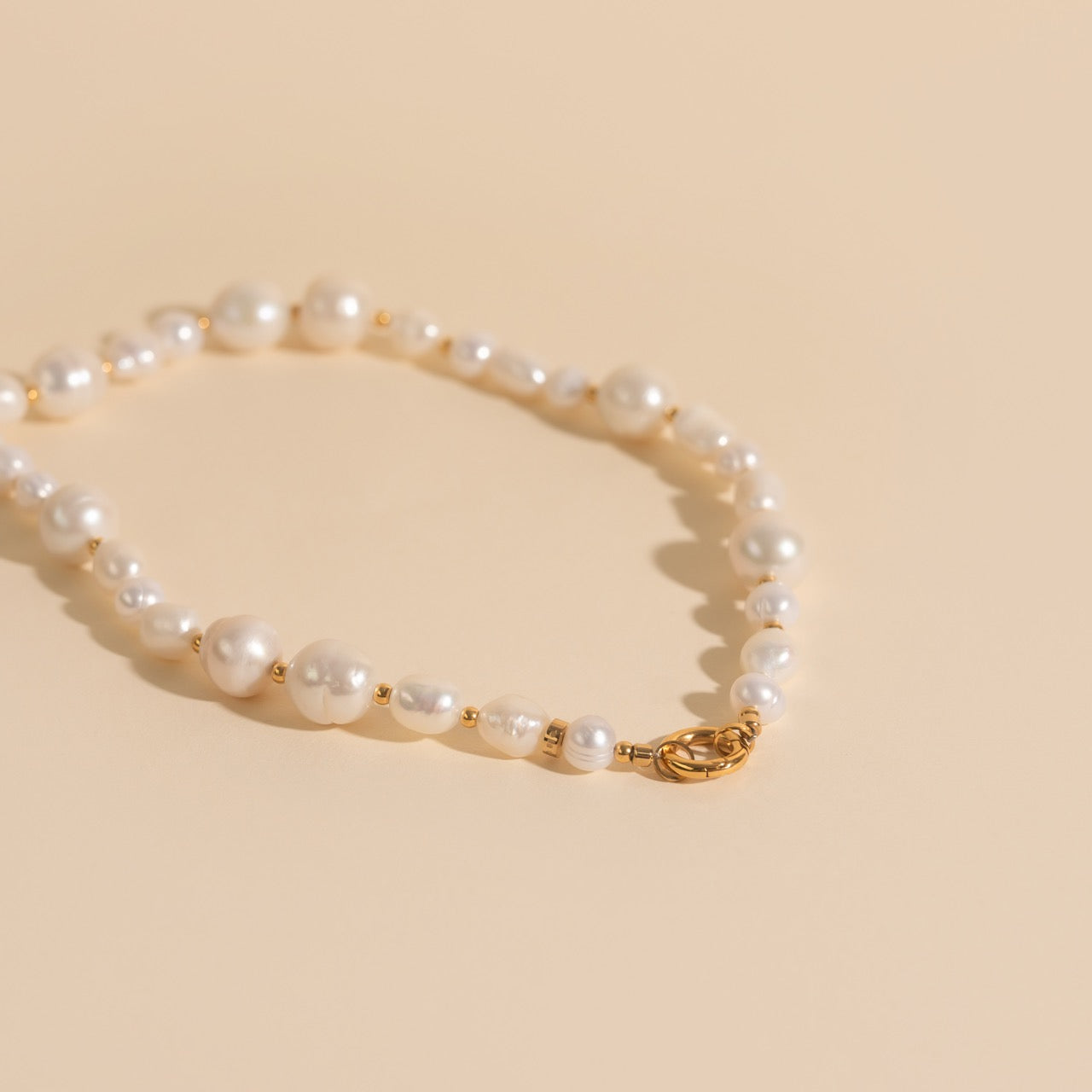 Freshwater Pearl Necklace (18")