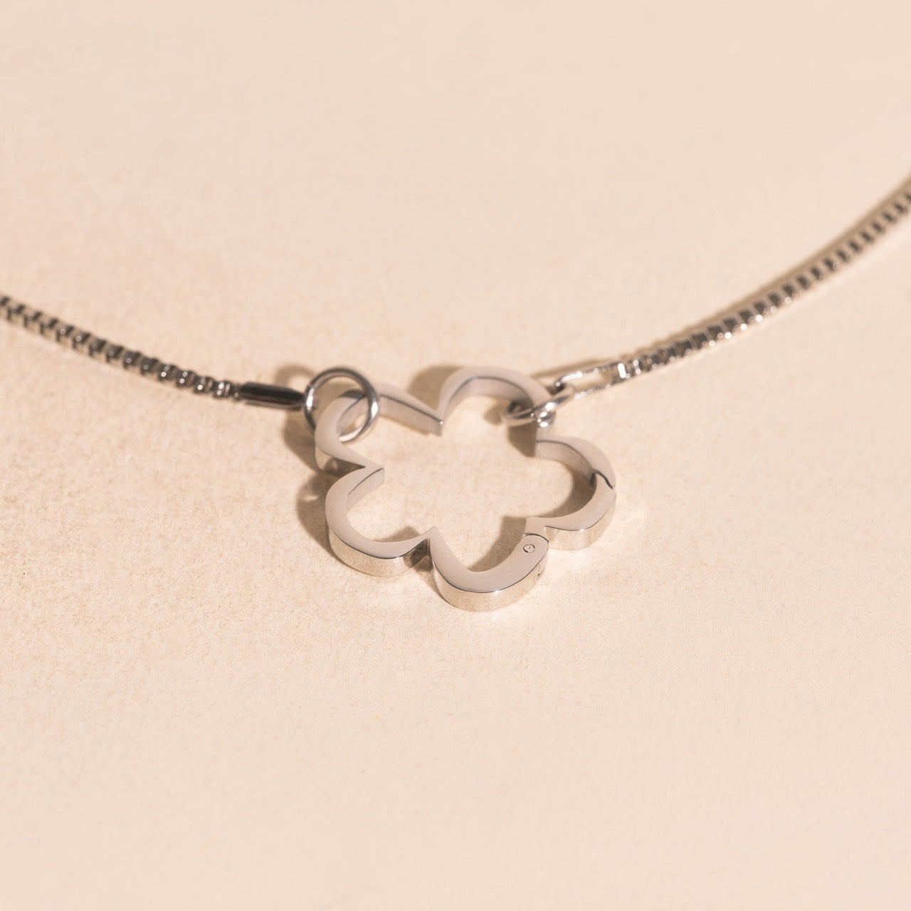 Flower Necklace Charm Clasp (19mm)