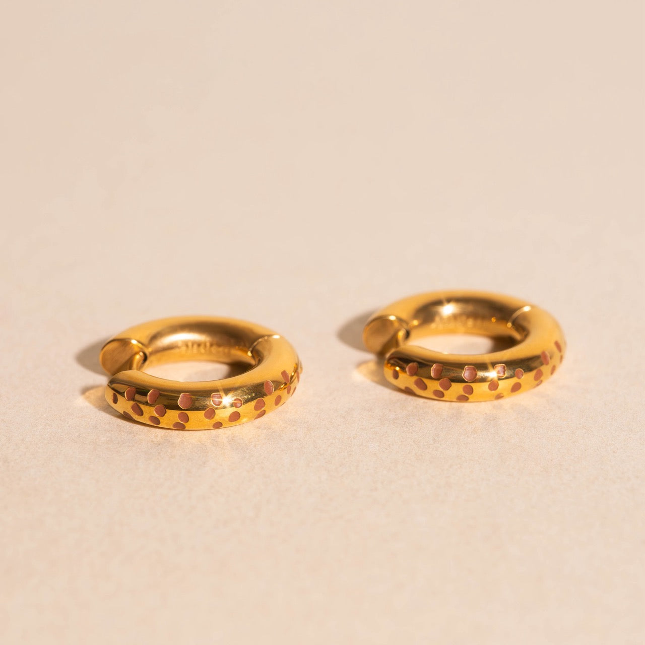 Giraffe Chunky Rounded Huggie Hoop Earrings