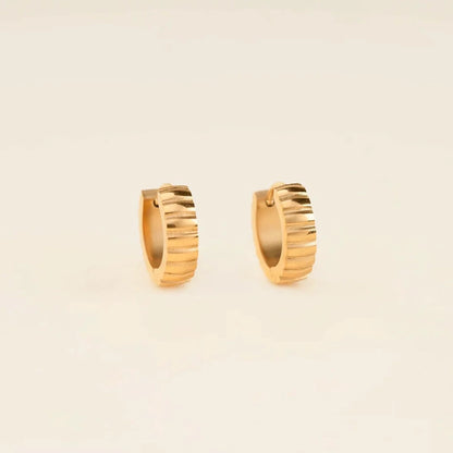 Scalloped Chunky Huggie Hoop Earrings