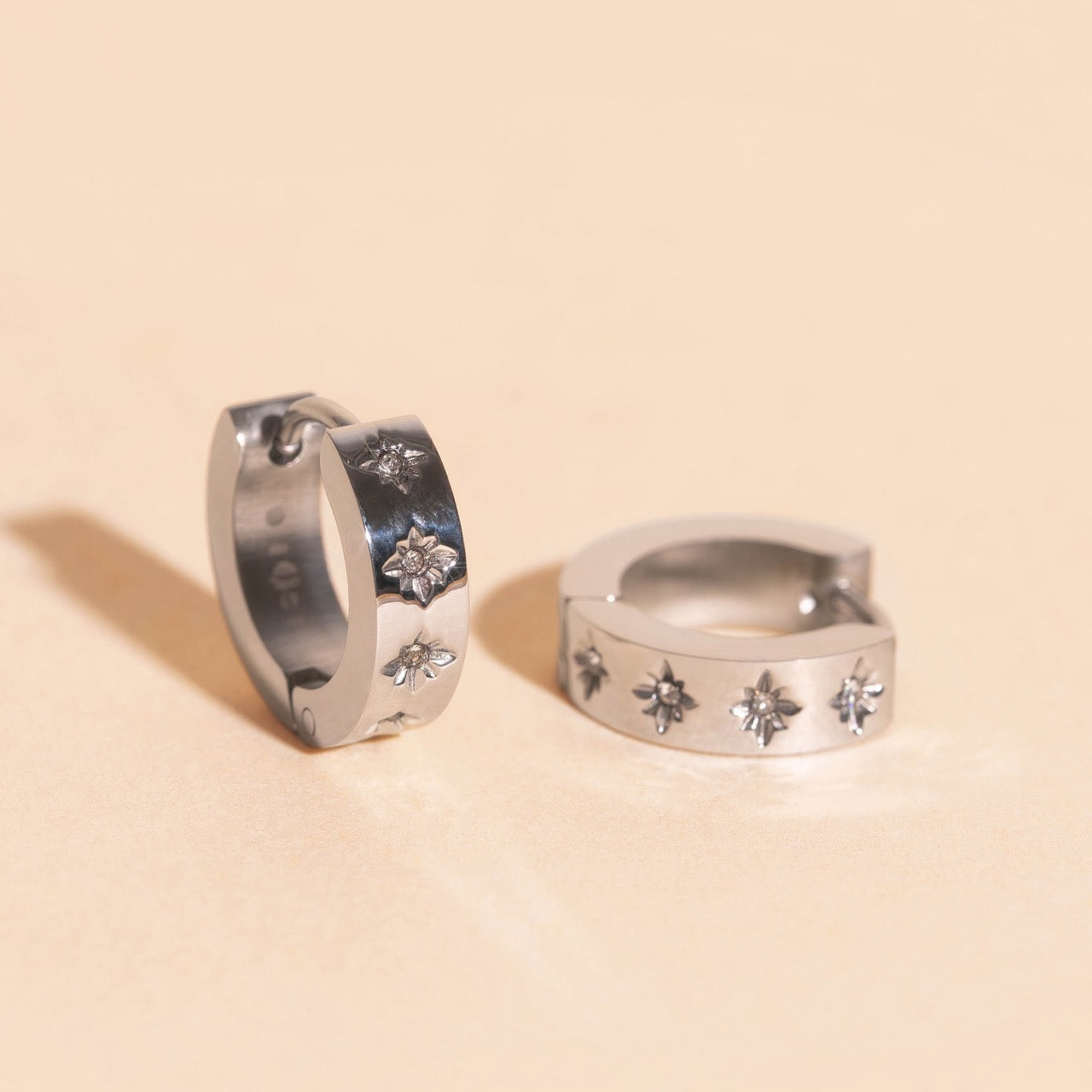 Starburst Chunky Huggie Hoop Earrings – Oh Clementine