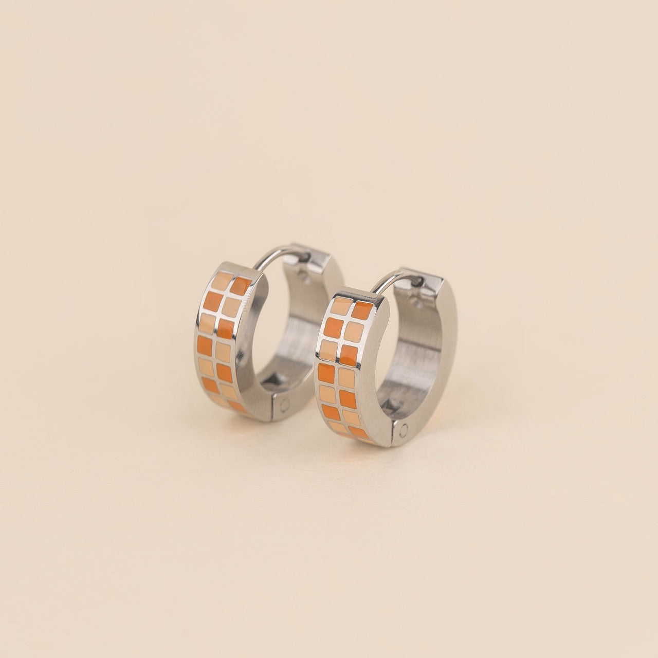 Checkered Chunky Huggie Hoop Earrings