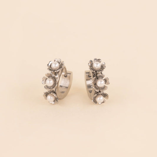 Pearl Flower Chunky 3D Huggie Hoop Earrings