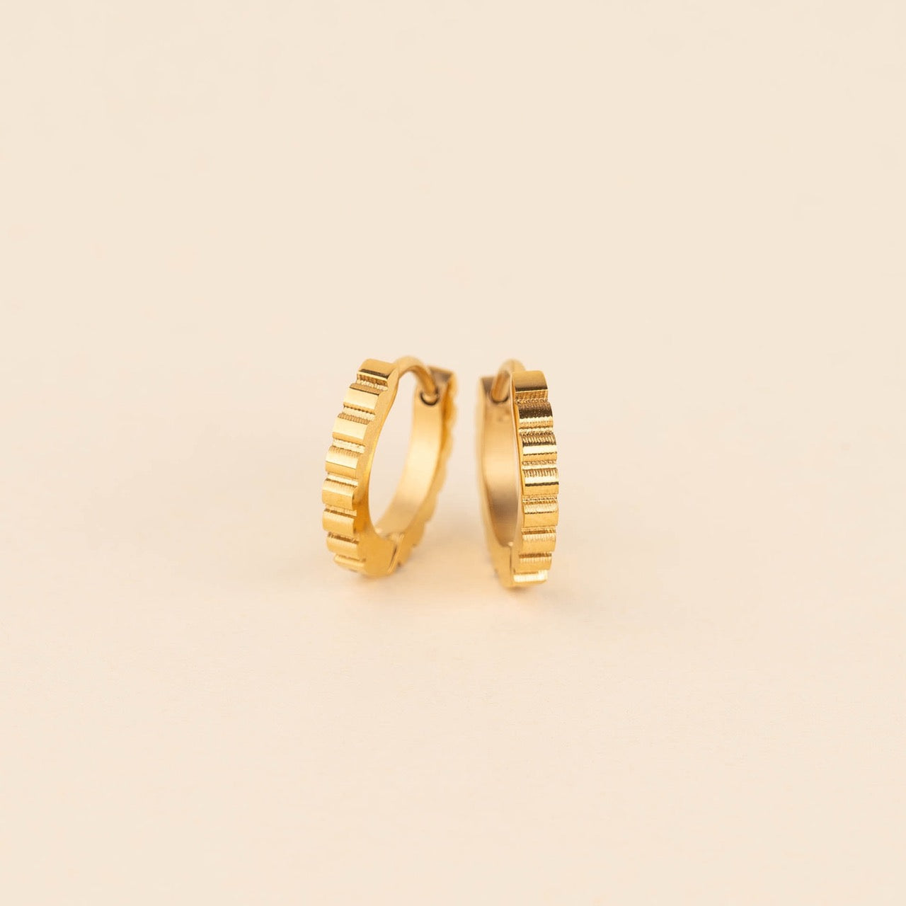 Scalloped Huggie Hoop Earrings