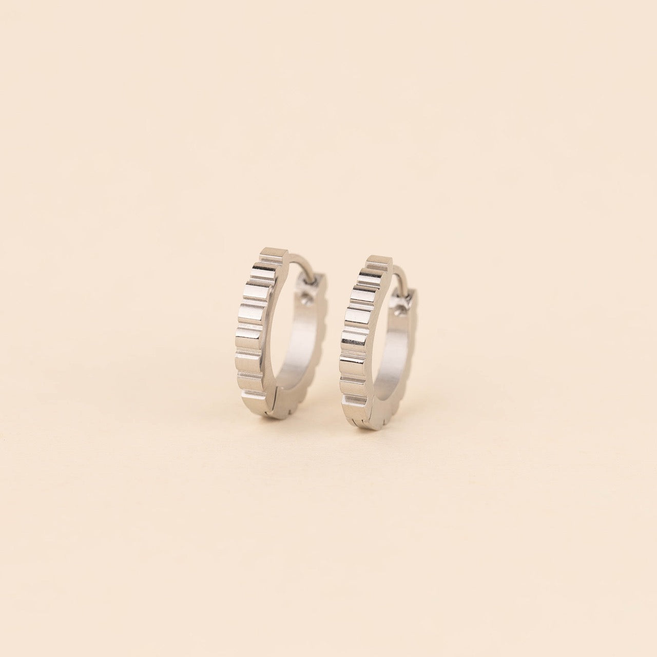 Scalloped Huggie Hoop Earrings