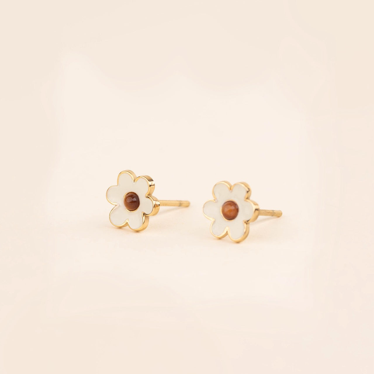 Cream Flower Stud Earrings