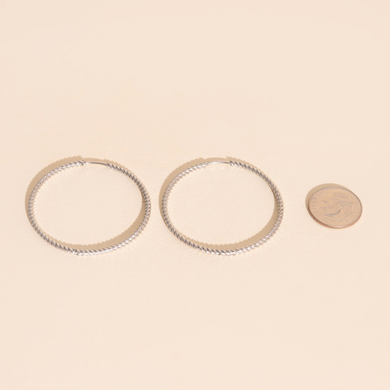 Lasso Rope Rounded Huggie Hoop Earrings