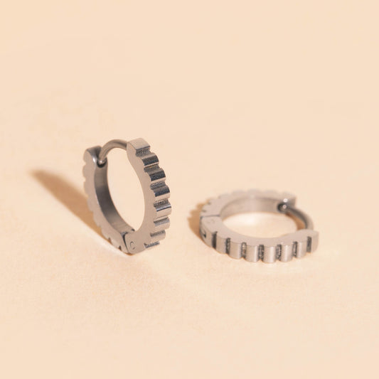 Scalloped Huggie Hoop Earrings