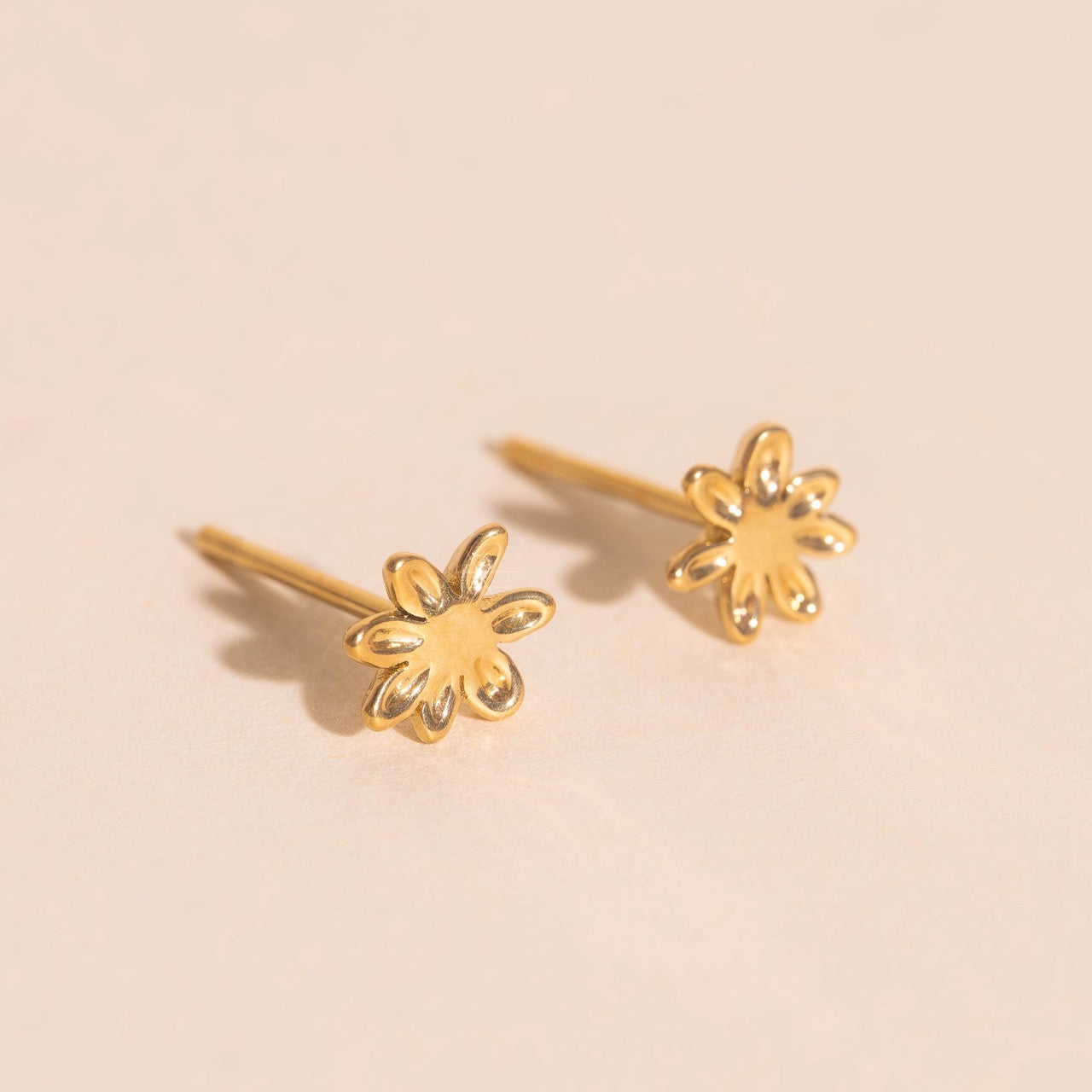 Mini Basic Flower Stud Earrings