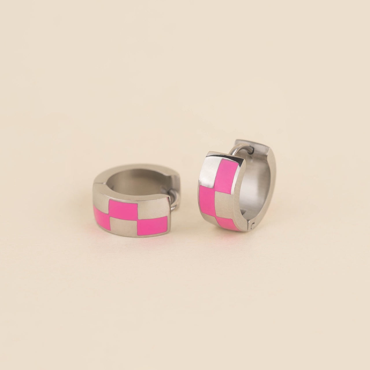 Checkered Rounded Super Chunky Huggie Hoop Earrings