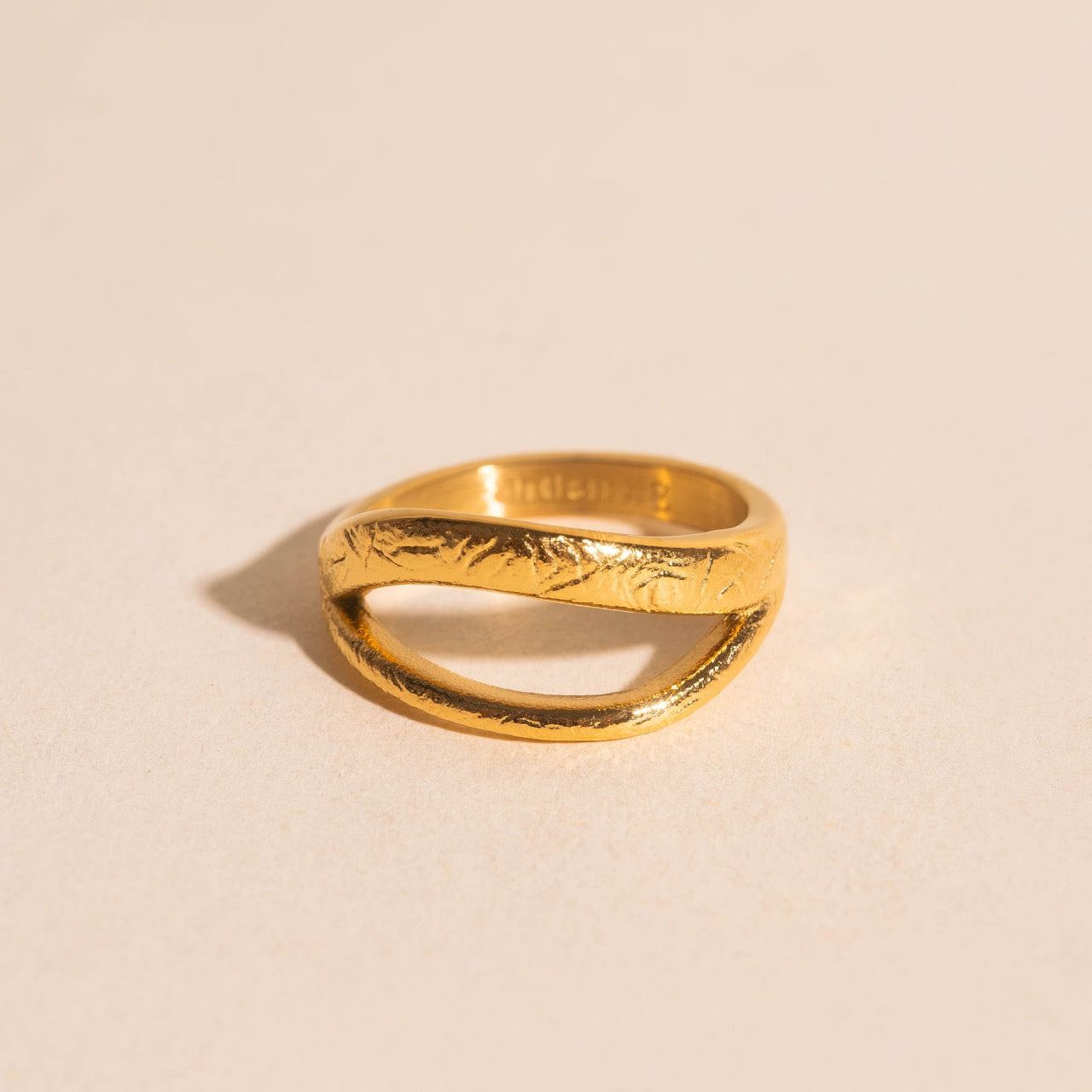 Cosmic Rift Ring