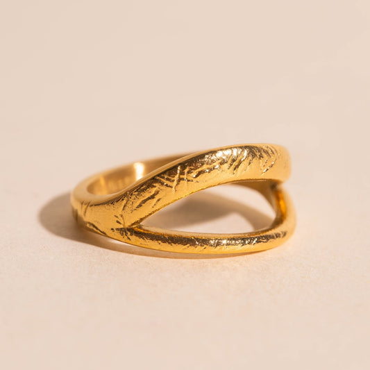 Cosmic Rift Ring