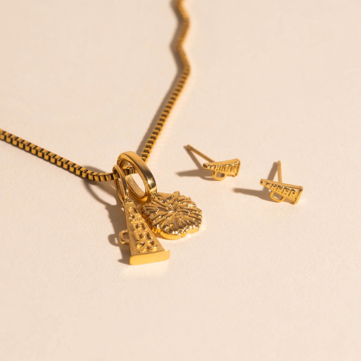 Cheer Charm Pack